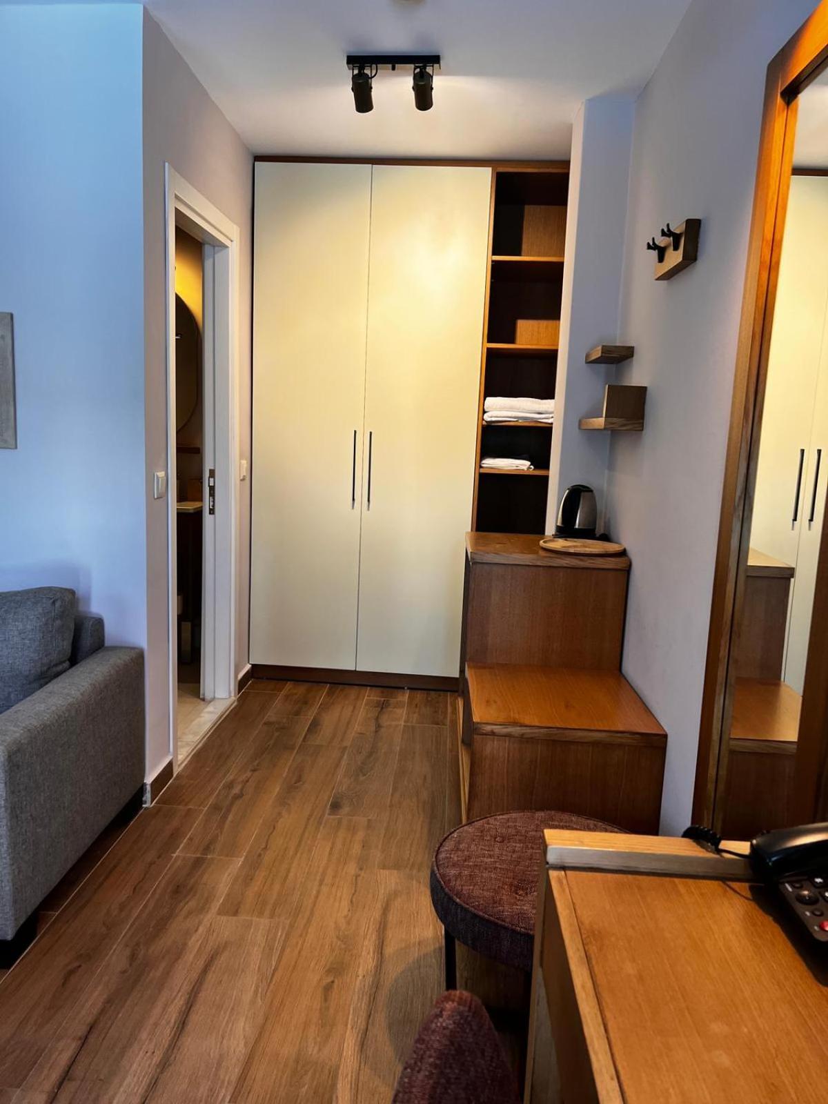 Hotel Gümüşlük Rom bilde